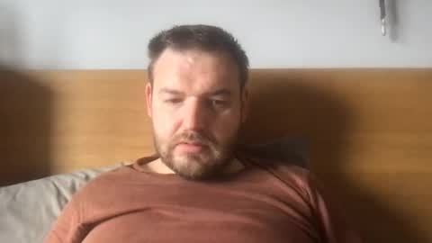 Snapshot of mr834565 chatting on 04-19-26, 01:21 mr834565 online show from 04-19-26, 01:21