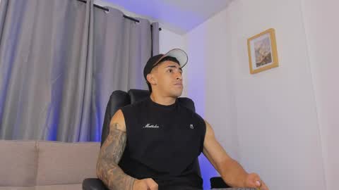    online show from 04-07-26, 12:38