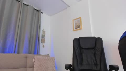    online show from 04-08-26, 12:38