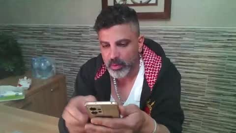 Snapshot of mr_amman chatting on 02-02-25, 08:08 JUST FOR GIRLS online show from 02-02-25, 08:08