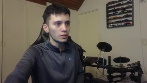 Andy online show from 12-04-25, 04:33