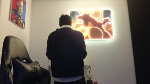 Snapshot of mr_andresr chatting on 06-16-26, 04:37 Andy online show from 06-16-26, 04:37