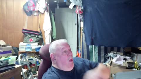 Snapshot of mr_canoe_licker_69 chatting on 12-07-24, 01:40 mr_canoe_licker_69 online show from 12-07-24, 01:40