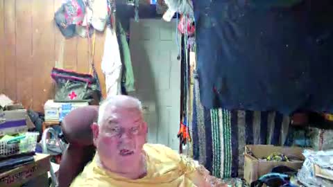 Snapshot of mr_canoe_licker_69 chatting on 12-08-24, 01:14 mr_canoe_licker_69 online show from 12-08-24, 01:14