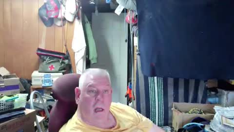 Snapshot of mr_canoe_licker_69 chatting on 12-08-24, 04:39 mr_canoe_licker_69 online show from 12-08-24, 04:39
