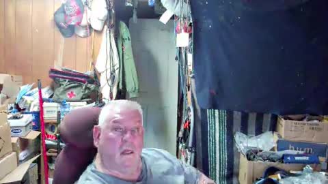 Snapshot of mr_canoe_licker_69 chatting on 12-13-24, 08:37 mr_canoe_licker_69 online show from 12-13-24, 08:37