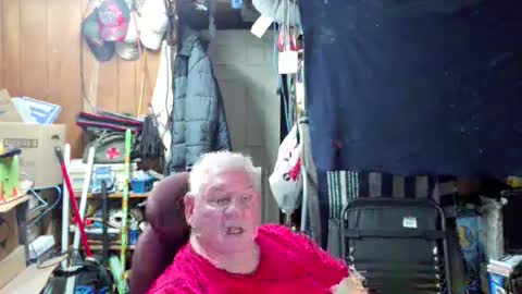 Snapshot of mr_canoe_licker_69 chatting on 12-27-24, 05:26 mr_canoe_licker_69 online show from 12-27-24, 05:26