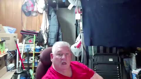 Snapshot of mr_canoe_licker_69 chatting on 12-27-24, 08:50 mr_canoe_licker_69 online show from 12-27-24, 08:50