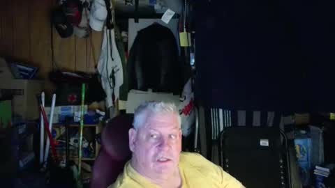 Snapshot of mr_canoe_licker_69 chatting on 12-29-24, 08:15 mr_canoe_licker_69 online show from 12-29-24, 08:15