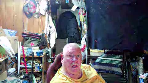 Snapshot of mr_canoe_licker_69 chatting on 01-06-25, 01:30 mr_canoe_licker_69 online show from 01-06-25, 01:30