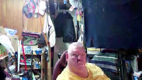 Snapshot of mr_canoe_licker_69 chatting on 01-06-25, 08:28 mr_canoe_licker_69 online show from 01-06-25, 08:28