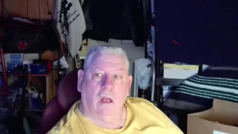 Snapshot of mr_canoe_licker_69 chatting on 01-10-25, 01:52 mr_canoe_licker_69 online show from 01-10-25, 01:52
