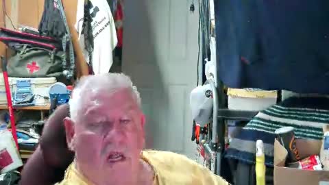 Snapshot of mr_canoe_licker_69 chatting on 01-18-25, 07:48 mr_canoe_licker_69 online show from 01-18-25, 07:48
