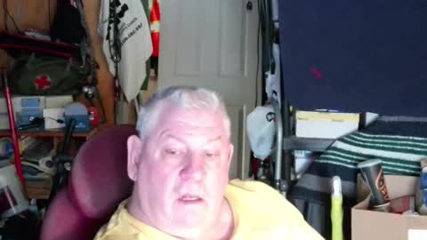 Snapshot of mr_canoe_licker_69 chatting on 01-19-25, 03:42 mr_canoe_licker_69 online show from 01-19-25, 03:42