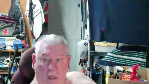 Snapshot of mr_canoe_licker_69 chatting on 01-27-25, 01:19 mr_canoe_licker_69 online show from 01-27-25, 01:19