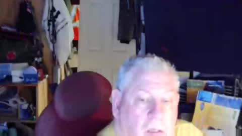 Snapshot of mr_canoe_licker_69 chatting on 02-01-25, 09:19 mr_canoe_licker_69 online show from 02-01-25, 09:19