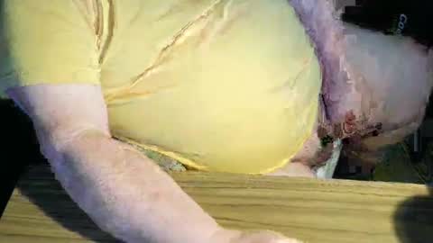 Snapshot of mr_canoe_licker_69 chatting on 02-11-25, 07:05 mr_canoe_licker_69 online show from 02-11-25, 07:05