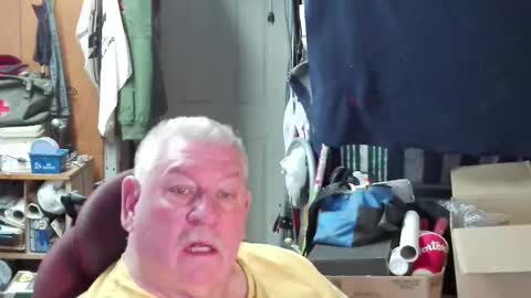 Snapshot of mr_canoe_licker_69 chatting on 02-23-25, 12:48 mr_canoe_licker_69 online show from 02-23-25, 12:48