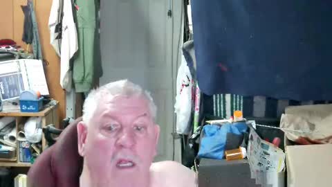 Snapshot of mr_canoe_licker_69 chatting on 02-28-25, 07:14 mr_canoe_licker_69 online show from 02-28-25, 07:14