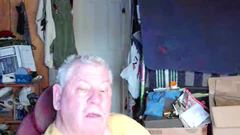 Snapshot of mr_canoe_licker_69 chatting on 03-04-25, 06:29 mr_canoe_licker_69 online show from 03-04-25, 06:29