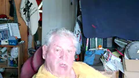 Snapshot of mr_canoe_licker_69 chatting on 03-11-25, 02:40 mr_canoe_licker_69 online show from 03-11-25, 02:40