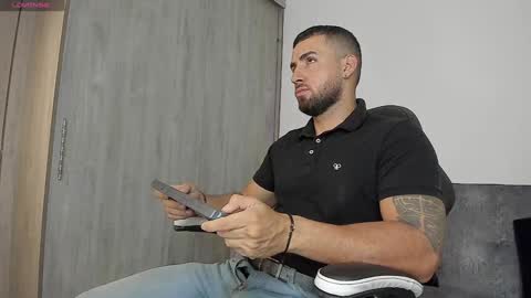 Snapshot of mr_david_cox chatting on 02-03-25, 12:47 David online show from 02-03-25, 12:47