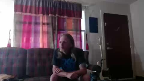 Snapshot of mr_happy12 chatting on 09-09-25, 05:12 mr_happy12 online show from 09-09-25, 05:12