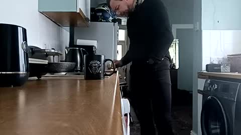 mr_i_ online show from 01-21-25, 11:13