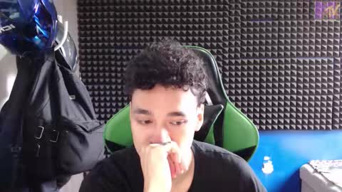 Snapshot of mr_lollipop77 chatting on 01-12-26, 02:00 Call me Angel please online show from 01-12-26, 02:00