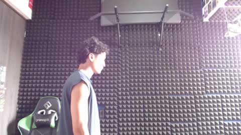 Snapshot of mr_lollipop77 chatting on 04-07-26, 04:18 Call me Angel please online show from 04-07-26, 04:18