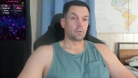 Snapshot of mr_mac69 chatting on 01-02-25, 06:01 Cam online show from 01-02-25, 06:01