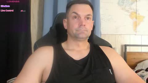 Snapshot of mr_mac69 chatting on 01-16-25, 02:19 Cam online show from 01-16-25, 02:19