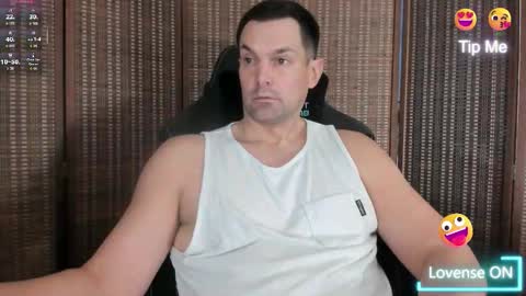 Snapshot of mr_mac69 chatting on 03-25-26, 09:10 Cam online show from 03-25-26, 09:10