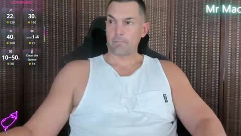Snapshot of mr_mac69 chatting on 05-19-26, 08:59 Cam online show from 05-19-26, 08:59