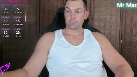 Snapshot of mr_mac69 chatting on 06-23-26, 07:56 Cam online show from 06-23-26, 07:56