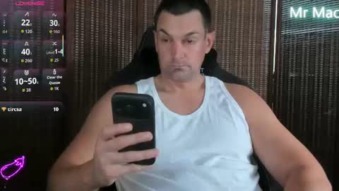 Snapshot of mr_mac69 chatting on 07-14-26, 08:03 Cam online show from 07-14-26, 08:03