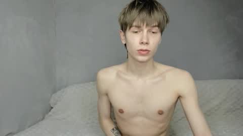 Makentoshi online show from 03-15-26, 09:32