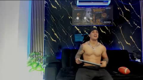 mr_maximo online show from 02-26-26, 04:22