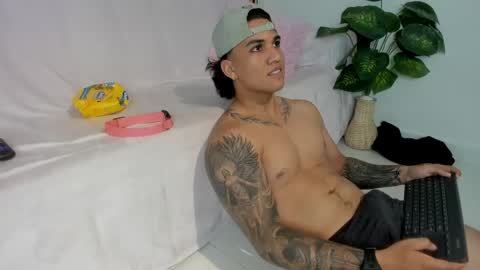 Snapshot of mr_maximo chatting on 04-30-26, 04:30 mr_maximo online show from 04-30-26, 04:30