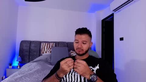 MIKEE online show from 11-27-25, 03:08