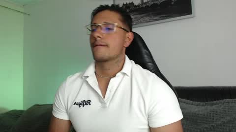 AARON online show from 05-16-26, 03:58