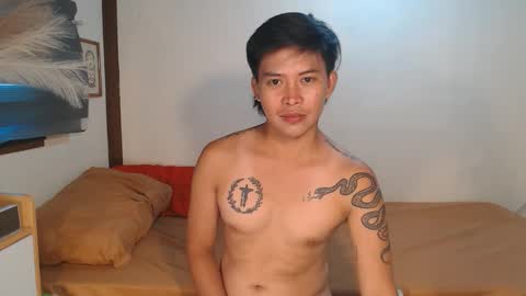 Snapshot of mr_squidcock chatting on 03-06-26, 06:54 KYLE online show from 03-06-26, 06:54