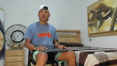 mr_stiven_ online show from 04-19-26, 04:12