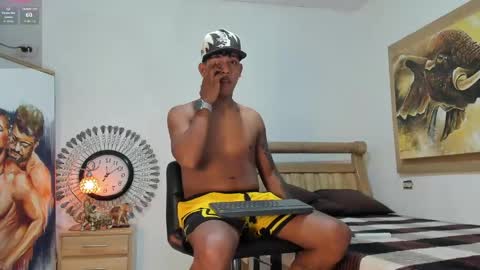 mr_stiven_ online show from 04-25-26, 04:48