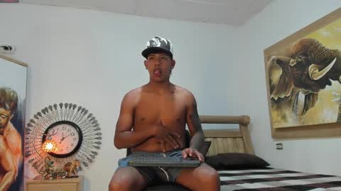 mr_stiven_ online show from 04-30-26, 03:57
