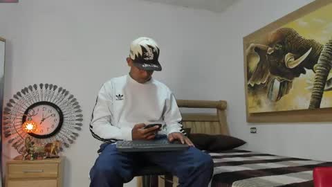mr_stiven_ online show from 05-02-26, 03:00