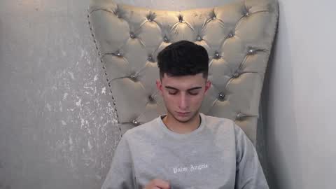 Snapshot of mr_williseo chatting on 01-24-25, 09:15 williseo online show from 01-24-25, 09:15