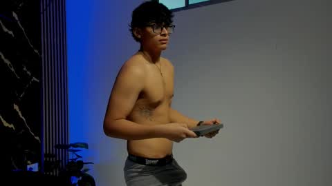 yisuz online show from 03-03-26, 07:09