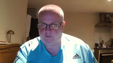 Snapshot of mralistairgoldiegmailcom chatting on 04-07-26, 07:25 Professor-Perv online show from 04-07-26, 07:25