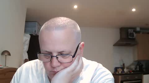 Snapshot of mralistairgoldiegmailcom chatting on 06-03-26, 05:40 Professor-Perv online show from 06-03-26, 05:40